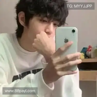 胡晓彤